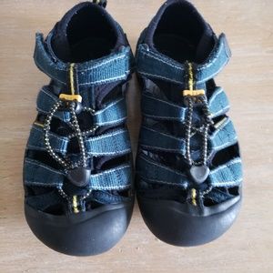Boys Blue Keen Waterproof Sandals ~ Sz. 3